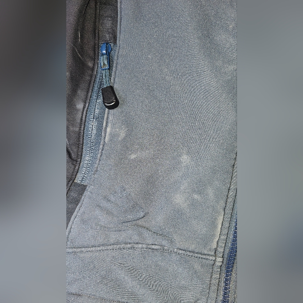 Arc'teryx Two-Tone Blue and Black Vest - Picture 4 of 14